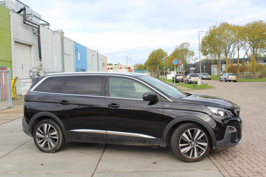 Peugeot 5008 1.2 PureTech GT-Line 7 persoons pano multimedia camera