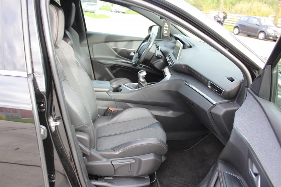 Peugeot 5008 1.2 PureTech GT-Line 7 persoons pano multimedia camera