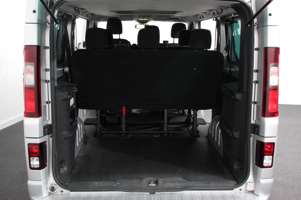 Fiat Talento 1.6 MultiJet 146pk EcoJet L2H1 | Navigatie | Apple Carplay/Android Auto | Parkeersensor achter | Camera | Cruise Control | Stoelverwarming | Airco | Getinte ramen | Trekhaak | Reservewiel Fiat Talento 1.6 MultiJet 146pk EcoJet L2H1 | Navigatie | Apple Carplay/Android Auto | Parkeersensor achter | Camera | Cruise Control | Stoelverwarming | Airco | Getinte ramen | Trekhaak | Reservewiel