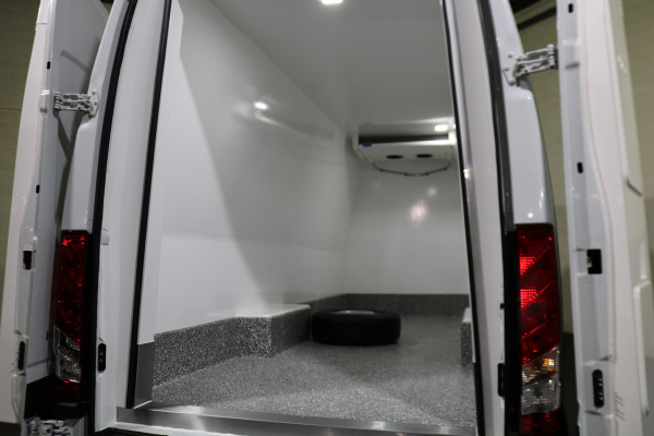 Iveco Daily 35S18 L4 H3 Hi-Matic Automaat Koelwagen Vrieswagen Iveco Daily 35S18 L4 H3 Hi-Matic Automaat Koelwagen Vrieswagen