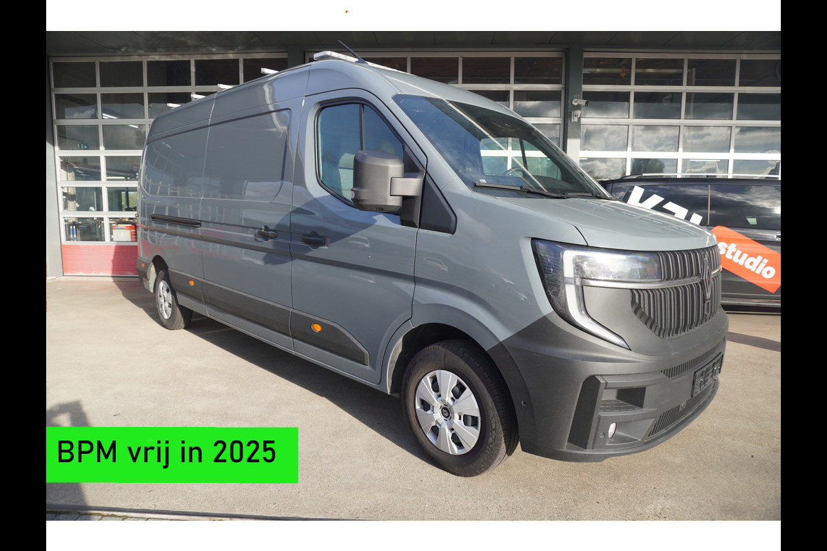 Renault Master T35 2.0 dCi 170PK L3H2 Extra Laadruimte inrichting nr. V110 | Airco | Cruise | Camera | Navi | Oprijschans | Flitsbalk Renault Master T35 2.0 dCi 170PK L3H2 Extra Laadruimte inrichting nr. V110 | Airco | Cruise | Camera | Navi | Oprijschans | Flitsbalk