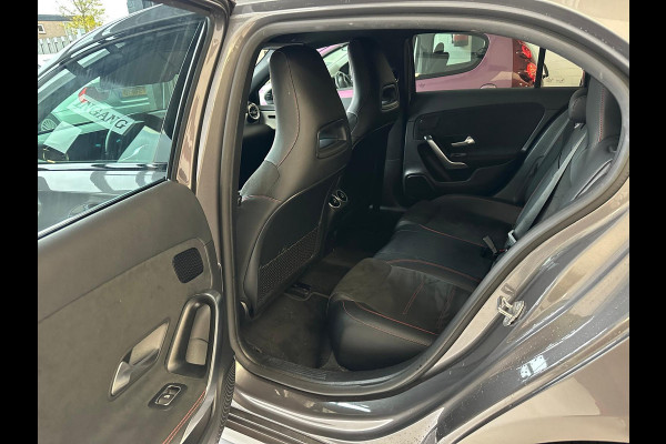 Mercedes-Benz A-Klasse 180 Business Solution AMG NIGHT PAKKET