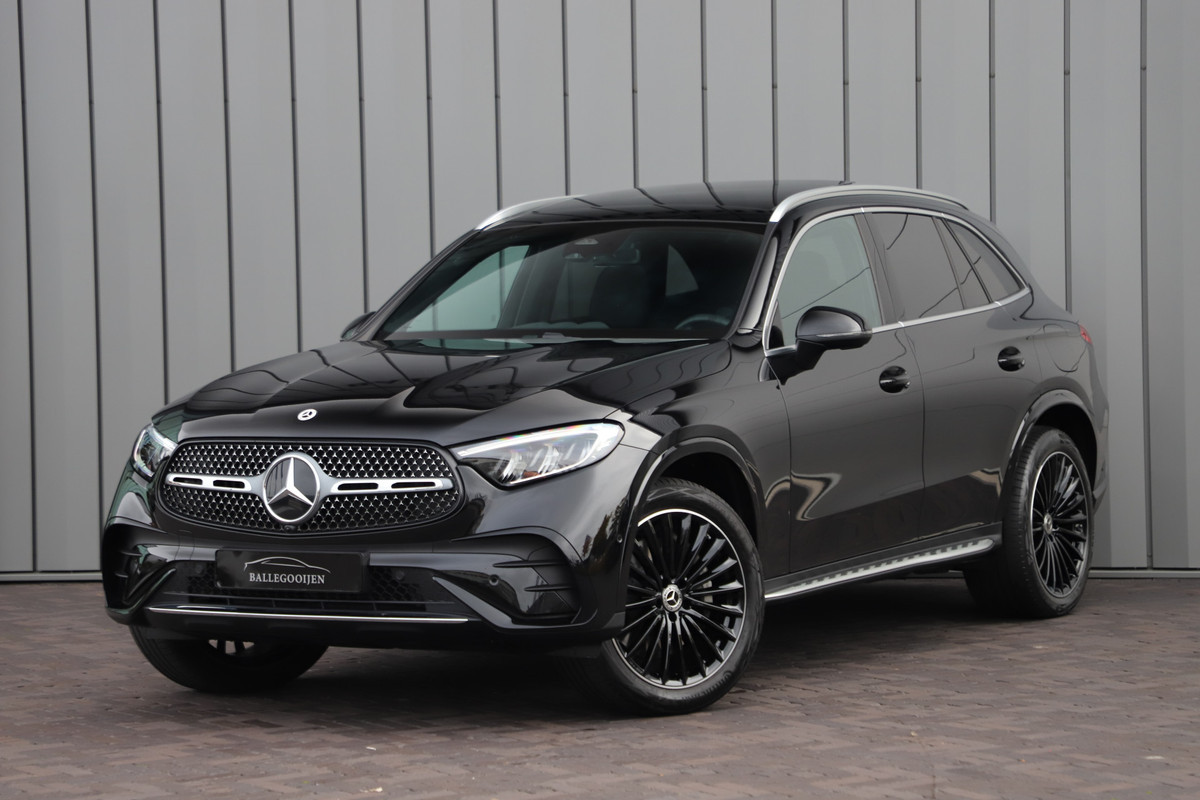 Mercedes-Benz GLC 300e AMG 4-Matic | 313PK | Pano | Sfeerverlichting | Distronic | Memory | Stuurwielverw. | Standkachel | Trekhaak | Stoelverw. | Mercedes-Benz GLC 300e AMG 4-Matic | 313PK | Pano | Sfeerverlichting | Distronic | Memory | Stuurwielverw. | Standkachel | Trekhaak | Stoelverw. |