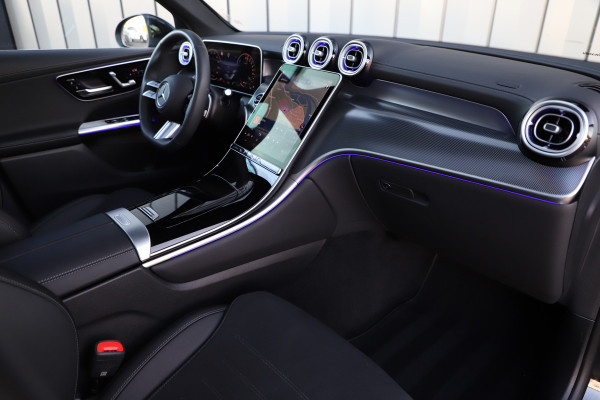 Mercedes-Benz GLC 300e AMG 4-Matic | 313PK | Pano | Sfeerverlichting | Distronic | Memory | Stuurwielverw. | Standkachel | Trekhaak | Stoelverw. | Mercedes-Benz GLC 300e AMG 4-Matic | 313PK | Pano | Sfeerverlichting | Distronic | Memory | Stuurwielverw. | Standkachel | Trekhaak | Stoelverw. |