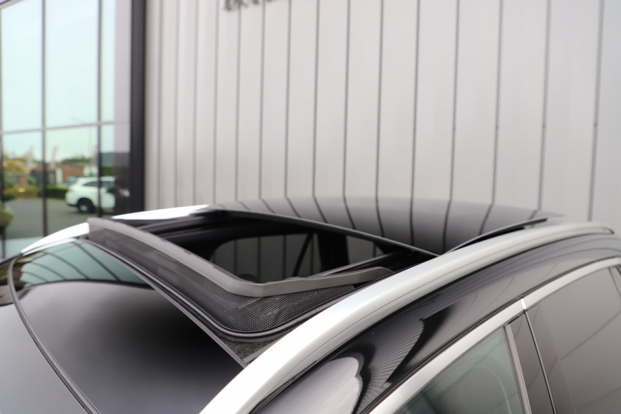 Mercedes-Benz GLC 300e AMG 4-Matic | 313PK | Pano | Sfeerverlichting | Distronic | Memory | Stuurwielverw. | Standkachel | Trekhaak | Stoelverw. | Mercedes-Benz GLC 300e AMG 4-Matic | 313PK | Pano | Sfeerverlichting | Distronic | Memory | Stuurwielverw. | Standkachel | Trekhaak | Stoelverw. |