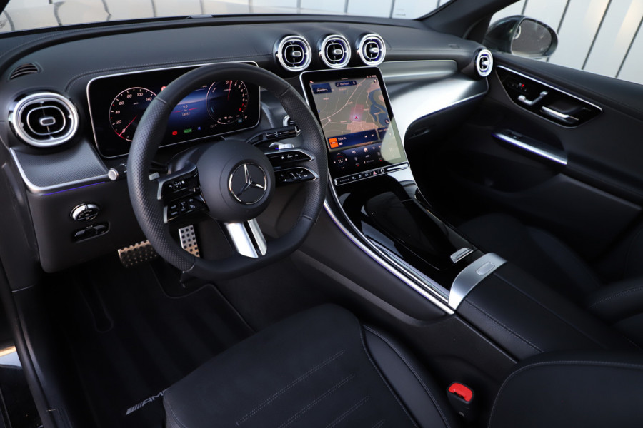 Mercedes-Benz GLC 300e AMG 4-Matic | 313PK | Pano | Sfeerverlichting | Distronic | Memory | Stuurwielverw. | Standkachel | Trekhaak | Stoelverw. | Mercedes-Benz GLC 300e AMG 4-Matic | 313PK | Pano | Sfeerverlichting | Distronic | Memory | Stuurwielverw. | Standkachel | Trekhaak | Stoelverw. |
