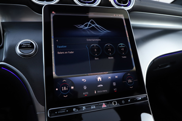 Mercedes-Benz GLC 300e AMG 4-Matic | 313PK | Pano | Sfeerverlichting | Distronic | Memory | Stuurwielverw. | Standkachel | Trekhaak | Stoelverw. | Mercedes-Benz GLC 300e AMG 4-Matic | 313PK | Pano | Sfeerverlichting | Distronic | Memory | Stuurwielverw. | Standkachel | Trekhaak | Stoelverw. |