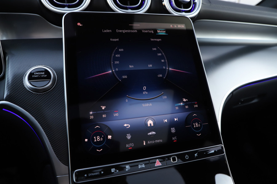 Mercedes-Benz GLC 300e AMG 4-Matic | 313PK | Pano | Sfeerverlichting | Distronic | Memory | Stuurwielverw. | Standkachel | Trekhaak | Stoelverw. | Mercedes-Benz GLC 300e AMG 4-Matic | 313PK | Pano | Sfeerverlichting | Distronic | Memory | Stuurwielverw. | Standkachel | Trekhaak | Stoelverw. |