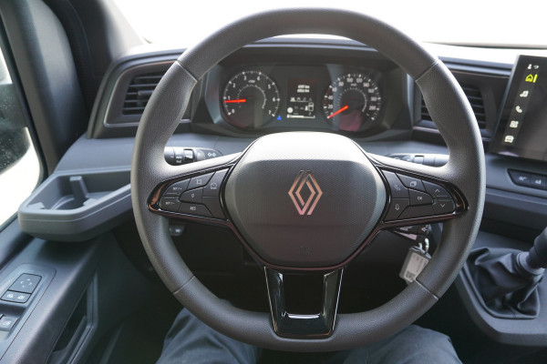 Renault Master T35 2.0 dCi 170PK L3H2 Extra Laadruimte inrichting nr. V110 | Airco | Cruise | Camera | Navi |  Oprijschans | Flitsbalk