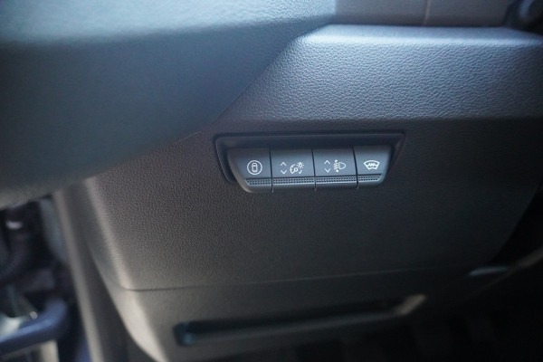 Renault Master T35 2.0 dCi 170PK L3H2 Extra Laadruimte inrichting nr. V110 | Airco | Cruise | Camera | Navi |  Oprijschans | Flitsbalk