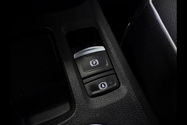 Renault Captur 1.3 TCe 140PK Intens NAVI/CAMERA/TREKHAAK/18"LMV!