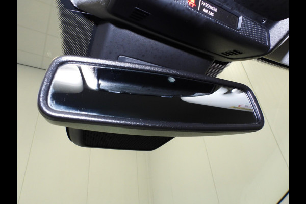 Renault Captur 1.3 TCe 140PK Intens NAVI/CAMERA/TREKHAAK/18"LMV!