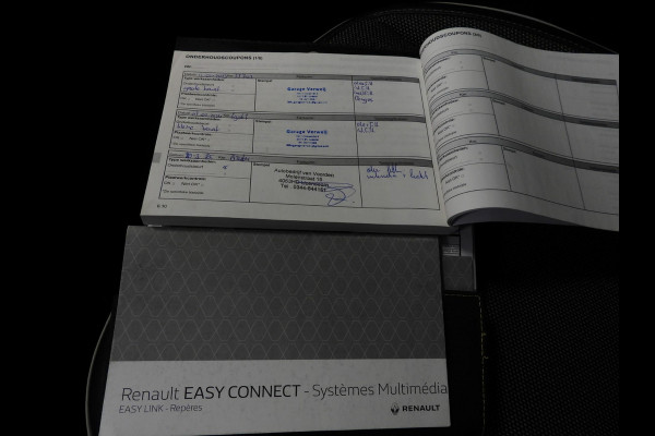 Renault Captur 1.3 TCe 140PK Intens NAVI/CAMERA/TREKHAAK/18"LMV!