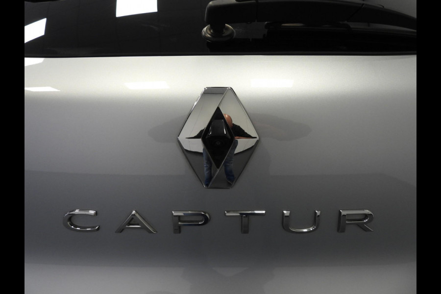 Renault Captur 1.3 TCe 140PK Intens NAVI/CAMERA/TREKHAAK/18"LMV!