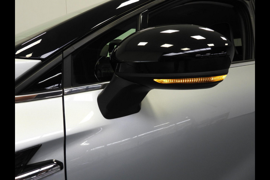 Renault Captur 1.3 TCe 140PK Intens NAVI/CAMERA/TREKHAAK/18"LMV!