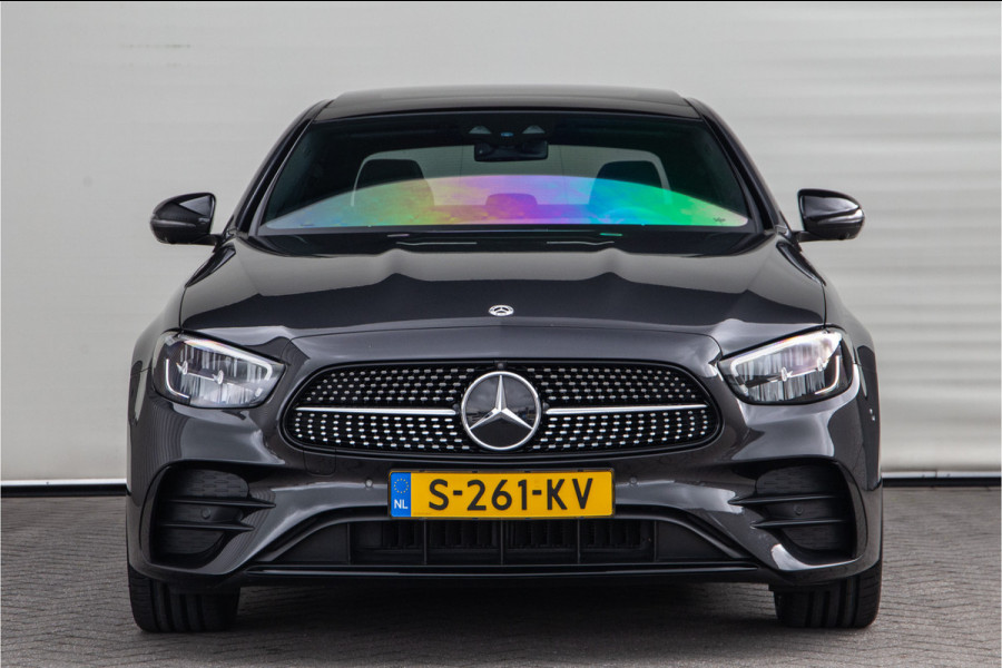 Mercedes-Benz E-Klasse 300 e AMG Premium Plus, Nightpakket, Pano, Leder, Burmester, Widescreen, Memory, 2023 Mercedes-Benz E-Klasse 300 e AMG Premium Plus, Nightpakket, Pano, Leder, Burmester, Widescreen, Memory, 2023