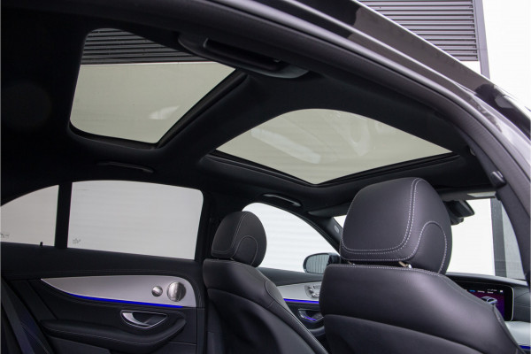 Mercedes-Benz E-Klasse 300 e AMG Premium Plus, Nightpakket, Pano, Leder, Burmester, Widescreen, Memory, 2023 Mercedes-Benz E-Klasse 300 e AMG Premium Plus, Nightpakket, Pano, Leder, Burmester, Widescreen, Memory, 2023