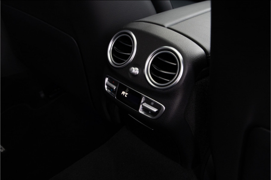 Mercedes-Benz E-Klasse 300 e AMG Premium Plus, Nightpakket, Pano, Leder, Burmester, Widescreen, Memory, 2023 Mercedes-Benz E-Klasse 300 e AMG Premium Plus, Nightpakket, Pano, Leder, Burmester, Widescreen, Memory, 2023