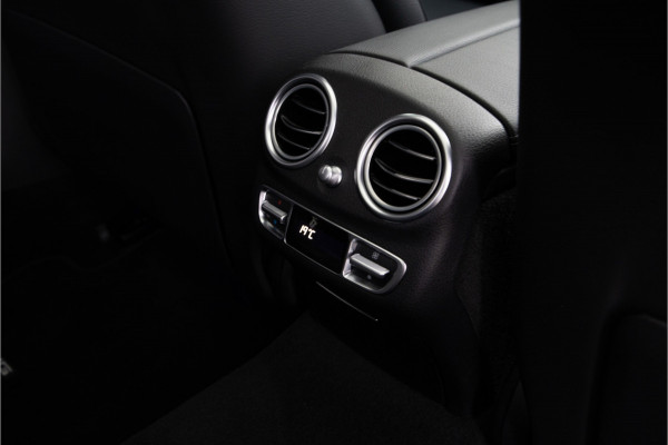 Mercedes-Benz E-Klasse 300 e AMG Premium Plus, Nightpakket, Pano, Leder, Burmester, Widescreen, Memory, 2023 Mercedes-Benz E-Klasse 300 e AMG Premium Plus, Nightpakket, Pano, Leder, Burmester, Widescreen, Memory, 2023