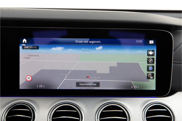 Mercedes-Benz E-Klasse 300 e AMG Premium Plus, Nightpakket, Pano, Leder, Burmester, Widescreen, Memory, 2023 Mercedes-Benz E-Klasse 300 e AMG Premium Plus, Nightpakket, Pano, Leder, Burmester, Widescreen, Memory, 2023