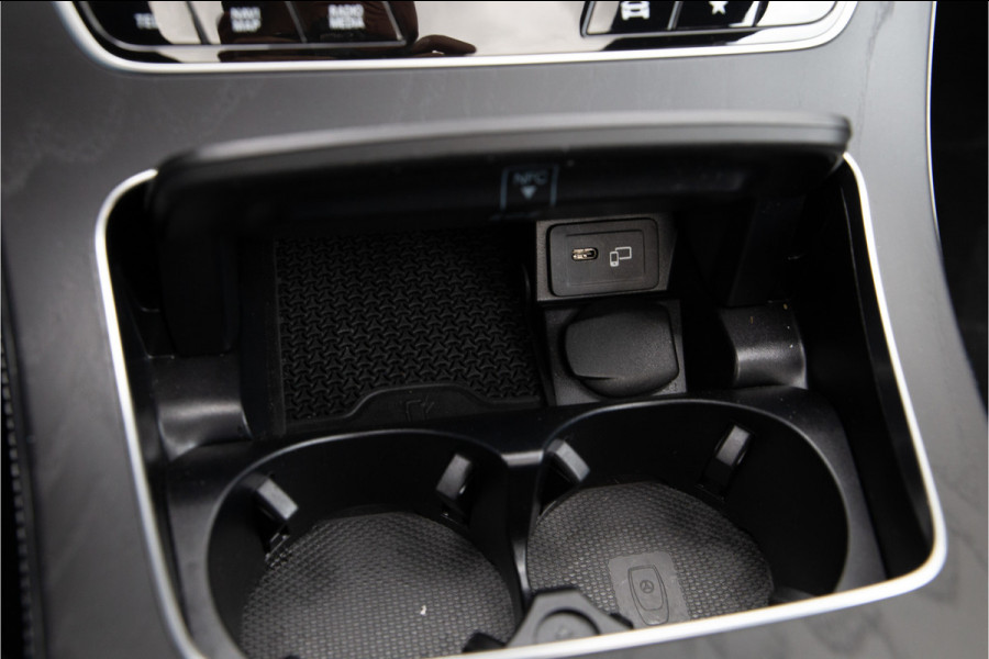 Mercedes-Benz E-Klasse 300 e AMG Premium Plus, Nightpakket, Pano, Leder, Burmester, Widescreen, Memory, 2023 Mercedes-Benz E-Klasse 300 e AMG Premium Plus, Nightpakket, Pano, Leder, Burmester, Widescreen, Memory, 2023