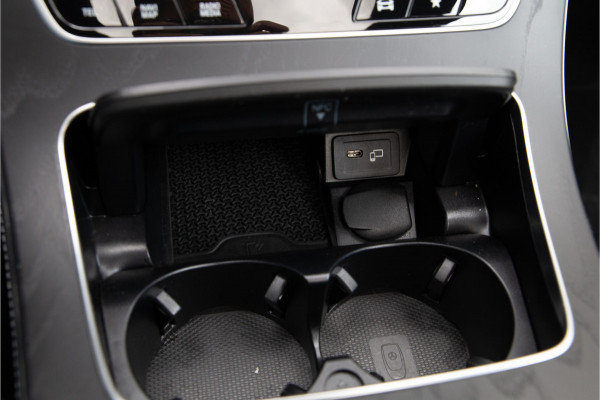 Mercedes-Benz E-Klasse 300 e AMG Premium Plus, Nightpakket, Pano, Leder, Burmester, Widescreen, Memory, 2023 Mercedes-Benz E-Klasse 300 e AMG Premium Plus, Nightpakket, Pano, Leder, Burmester, Widescreen, Memory, 2023