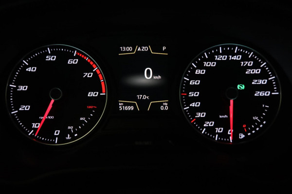 Seat Leon 1.4 EcoTSI FR / PANODAK / CAMERA / LED / CARPLAY / STOELVERW Seat Leon 1.4 EcoTSI FR / PANODAK / CAMERA / LED / CARPLAY / STOELVERW