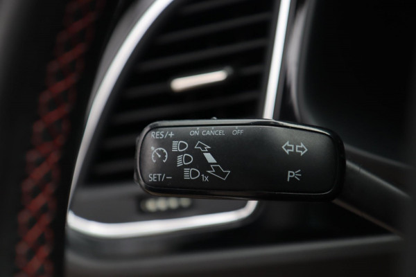 Seat Leon 1.4 EcoTSI FR / PANODAK / CAMERA / LED / CARPLAY / STOELVERW Seat Leon 1.4 EcoTSI FR / PANODAK / CAMERA / LED / CARPLAY / STOELVERW