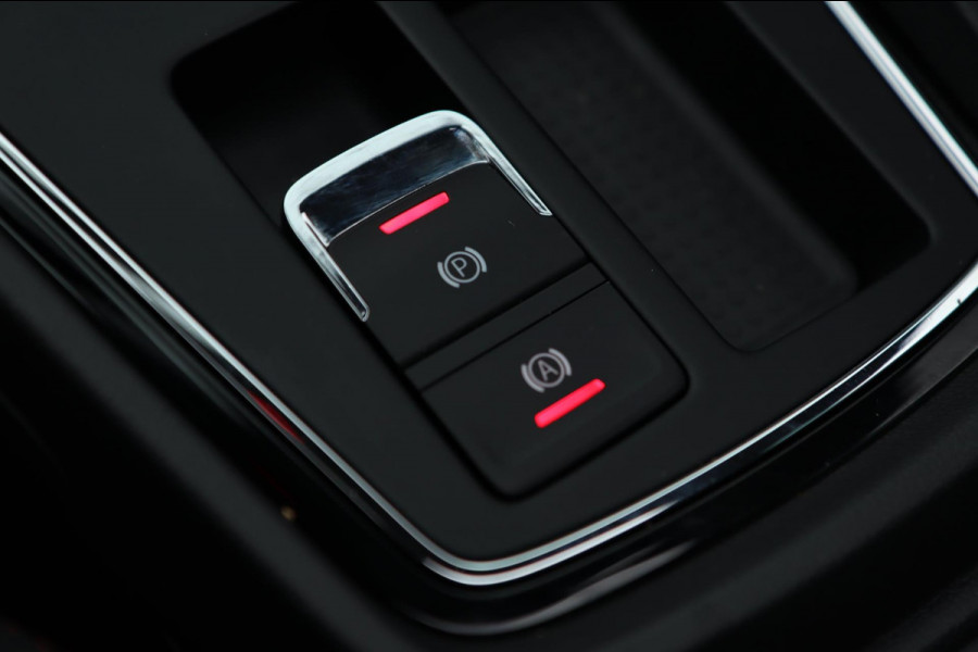 Seat Leon 1.4 EcoTSI FR / PANODAK / CAMERA / LED / CARPLAY / STOELVERW Seat Leon 1.4 EcoTSI FR / PANODAK / CAMERA / LED / CARPLAY / STOELVERW