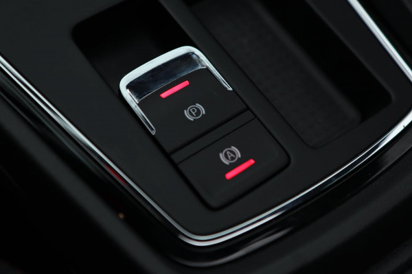 Seat Leon 1.4 EcoTSI FR / PANODAK / CAMERA / LED / CARPLAY / STOELVERW Seat Leon 1.4 EcoTSI FR / PANODAK / CAMERA / LED / CARPLAY / STOELVERW