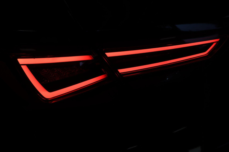 Seat Leon 1.4 EcoTSI FR / PANODAK / CAMERA / LED / CARPLAY / STOELVERW Seat Leon 1.4 EcoTSI FR / PANODAK / CAMERA / LED / CARPLAY / STOELVERW