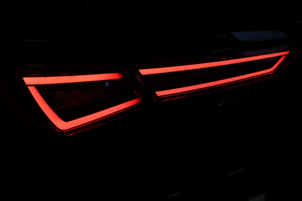 Seat Leon 1.4 EcoTSI FR / PANODAK / CAMERA / LED / CARPLAY / STOELVERW Seat Leon 1.4 EcoTSI FR / PANODAK / CAMERA / LED / CARPLAY / STOELVERW