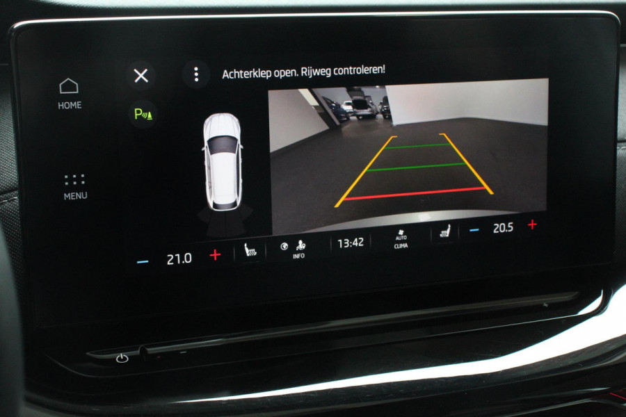 Škoda Octavia Combi 1.0 e-TSI 110pk MHEV DSG Style | Navigatie | Apple Carplay/Android Auto | Parkeersensor achter | Camera | Adaptive Cruise Control | Stoelverwarming | Ledverlichting | Climate Control Škoda Octavia Combi 1.0 e-TSI 110pk MHEV DSG Style | Navigatie | Apple Carplay/Android Auto | Parkeersensor achter | Camera | Adaptive Cruise Control | Stoelverwarming | Ledverlichting | Climate Control