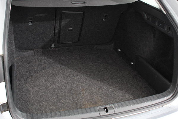 Škoda Octavia Combi 1.0 e-TSI 110pk MHEV DSG Style | Navigatie | Apple Carplay/Android Auto | Parkeersensor achter | Camera | Adaptive Cruise Control | Stoelverwarming | Ledverlichting | Climate Control Škoda Octavia Combi 1.0 e-TSI 110pk MHEV DSG Style | Navigatie | Apple Carplay/Android Auto | Parkeersensor achter | Camera | Adaptive Cruise Control | Stoelverwarming | Ledverlichting | Climate Control