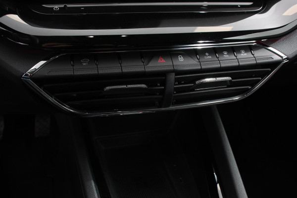 Škoda Octavia Combi 1.0 e-TSI 110pk MHEV DSG Style | Navigatie | Apple Carplay/Android Auto | Parkeersensor achter | Camera | Adaptive Cruise Control | Stoelverwarming | Ledverlichting | Climate Control Škoda Octavia Combi 1.0 e-TSI 110pk MHEV DSG Style | Navigatie | Apple Carplay/Android Auto | Parkeersensor achter | Camera | Adaptive Cruise Control | Stoelverwarming | Ledverlichting | Climate Control