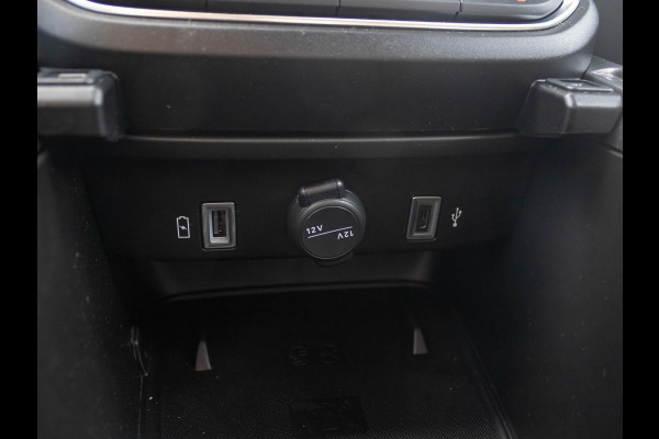 Abarth 600e Scorpionissima 54 kWh | 17%  Bijtelling Abarth 600e Scorpionissima 54 kWh | 17%  Bijtelling