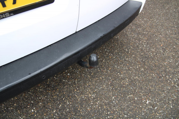 Toyota ProAce Long Worker 2.0 177PK Automaat Professional / Camera / Trekhaak / 2x schuifdeur Toyota ProAce Long Worker 2.0 177PK Automaat Professional / Camera / Trekhaak / 2x schuifdeur