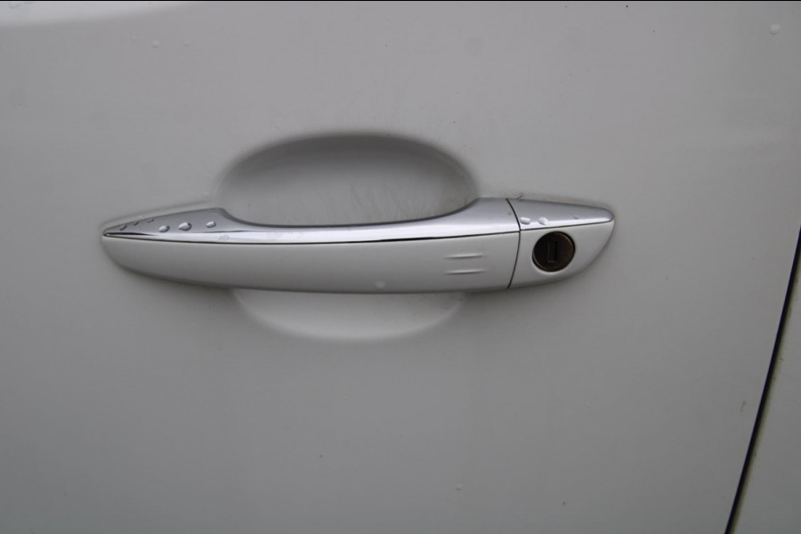 Toyota ProAce Long Worker 2.0 177PK Automaat Professional / Camera / Trekhaak / 2x schuifdeur Toyota ProAce Long Worker 2.0 177PK Automaat Professional / Camera / Trekhaak / 2x schuifdeur