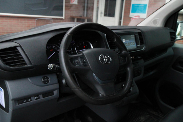 Toyota ProAce Long Worker 2.0 177PK Automaat Professional / Camera / Trekhaak / 2x schuifdeur Toyota ProAce Long Worker 2.0 177PK Automaat Professional / Camera / Trekhaak / 2x schuifdeur
