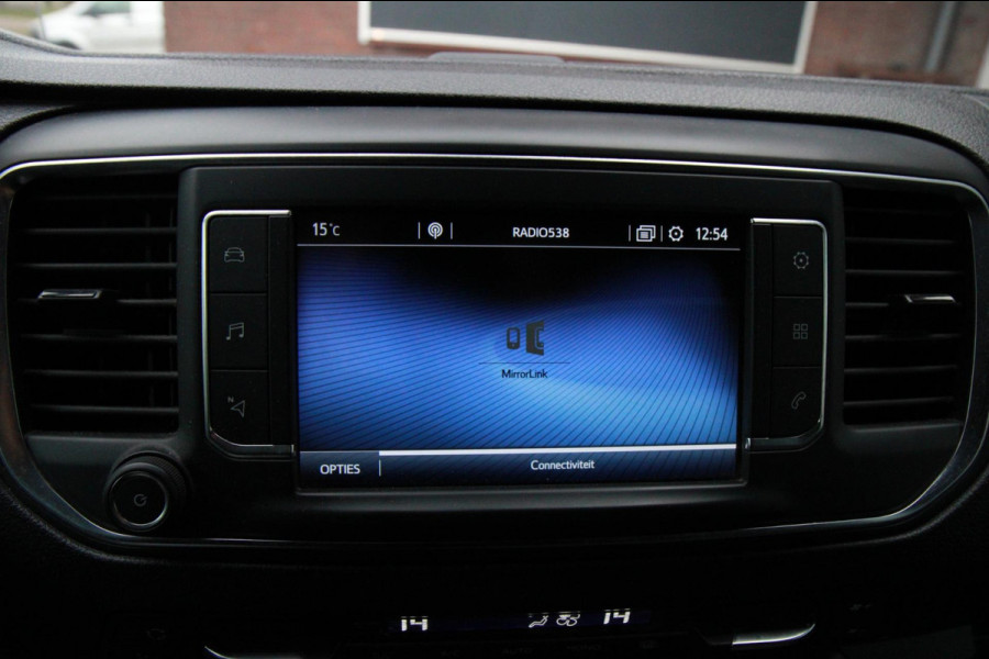 Toyota ProAce Long Worker 2.0 177PK Automaat Professional / Camera / Trekhaak / 2x schuifdeur Toyota ProAce Long Worker 2.0 177PK Automaat Professional / Camera / Trekhaak / 2x schuifdeur