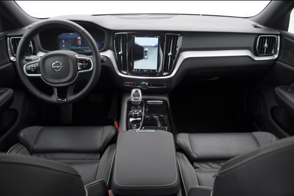 Volvo V60 T6 350PK Automaat AWD Plus Dark / Adaptive cruise control / Elektrische stoelen / Harman Kardon audio / Trekhaak / Pilot assist / BLIS / Stoel en stuur verwarming / Elektrische achterklep / Parkeersensoren met 360 camera / Google infotainment