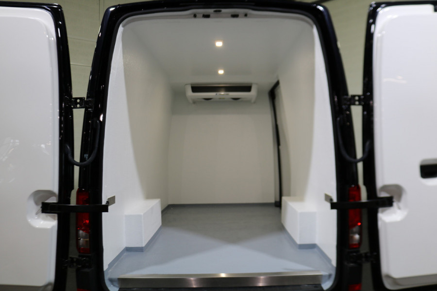 Volkswagen Crafter 2.0 TDI 140pk L3 H3 Automaat Koelwagen Vrieswagen -20 Dag en Nacht