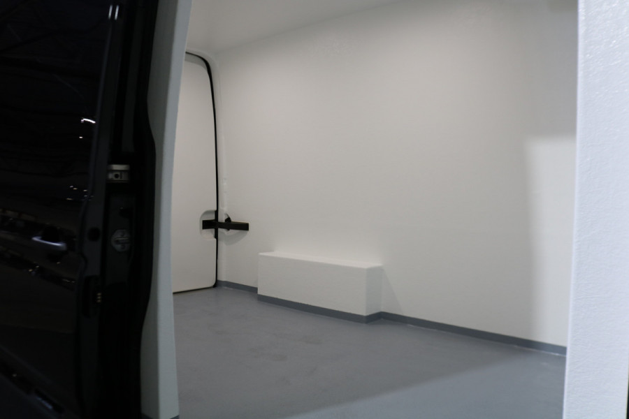 Volkswagen Crafter 2.0 TDI 140pk L3 H3 Automaat Koelwagen Vrieswagen -20 Dag en Nacht