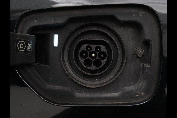 BMW 3 Serie Touring 330e | Trekhaak | Half Leder | Stoel & Stuurverwarming | Sfeerverlichting | Carplay | Sportstoelen | Navigatie | Cruise Control | Parkeerhulp | Live Cockpit | PHEV | Plug In BMW 3 Serie Touring 330e | Trekhaak | Half Leder | Stoel & Stuurverwarming | Sfeerverlichting | Carplay | Sportstoelen | Navigatie | Cruise Control | Parkeerhulp | Live Cockpit | PHEV | Plug In