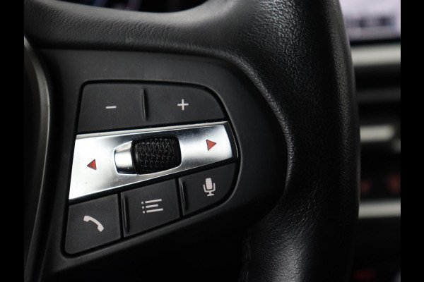 BMW 3 Serie Touring 330e | Trekhaak | Half Leder | Stoel & Stuurverwarming | Sfeerverlichting | Carplay | Sportstoelen | Navigatie | Cruise Control | Parkeerhulp | Live Cockpit | PHEV | Plug In BMW 3 Serie Touring 330e | Trekhaak | Half Leder | Stoel & Stuurverwarming | Sfeerverlichting | Carplay | Sportstoelen | Navigatie | Cruise Control | Parkeerhulp | Live Cockpit | PHEV | Plug In