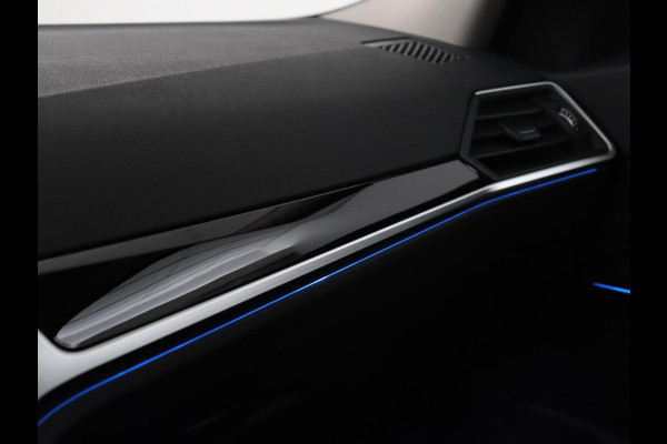 BMW 3 Serie Touring 330e | Trekhaak | Half Leder | Stoel & Stuurverwarming | Sfeerverlichting | Carplay | Sportstoelen | Navigatie | Cruise Control | Parkeerhulp | Live Cockpit | PHEV | Plug In BMW 3 Serie Touring 330e | Trekhaak | Half Leder | Stoel & Stuurverwarming | Sfeerverlichting | Carplay | Sportstoelen | Navigatie | Cruise Control | Parkeerhulp | Live Cockpit | PHEV | Plug In