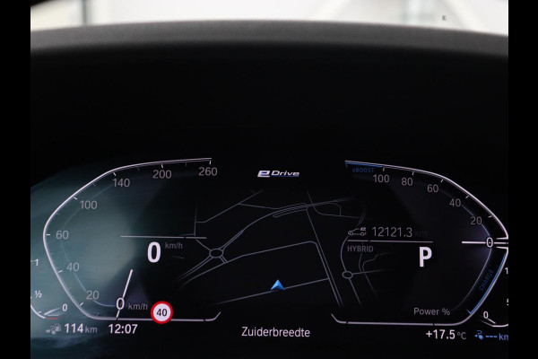 BMW 3 Serie Touring 330e | Trekhaak | Half Leder | Stoel & Stuurverwarming | Sfeerverlichting | Carplay | Sportstoelen | Navigatie | Cruise Control | Parkeerhulp | Live Cockpit | PHEV | Plug In BMW 3 Serie Touring 330e | Trekhaak | Half Leder | Stoel & Stuurverwarming | Sfeerverlichting | Carplay | Sportstoelen | Navigatie | Cruise Control | Parkeerhulp | Live Cockpit | PHEV | Plug In