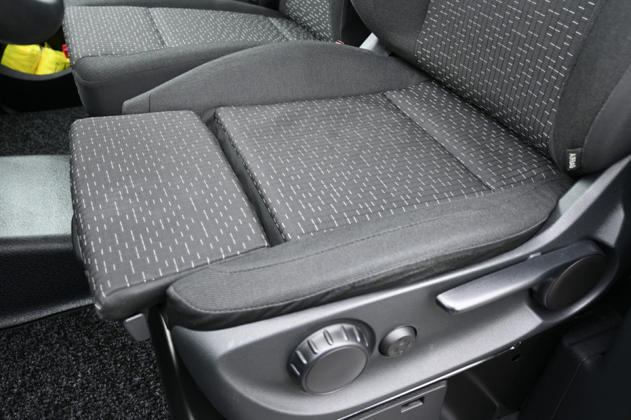 Mercedes-Benz Vito 116 CDI L2 Pro 2500 kg trekhaak, Achterdeuren, MBUX navigatie