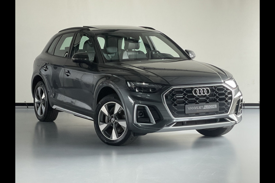 Audi Q5 50 TFSI e S edition Automaat / Panorama dak / trekhaak Audi Q5 50 TFSI e S edition Automaat / Panorama dak / trekhaak