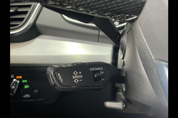 Audi Q5 50 TFSI e S edition Automaat / Panorama dak / trekhaak Audi Q5 50 TFSI e S edition Automaat / Panorama dak / trekhaak